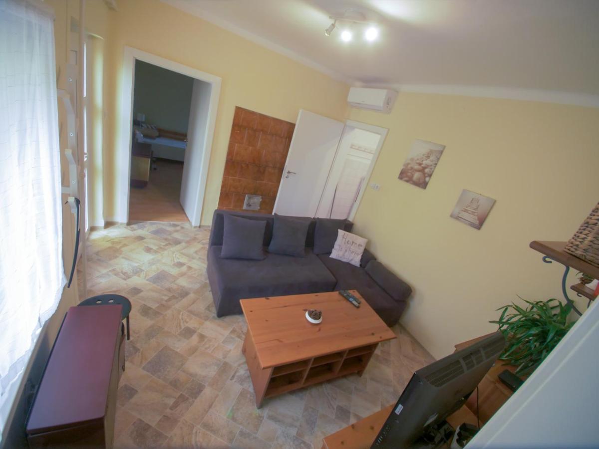 Estike Apartman Balatonlelle Kültér fotó