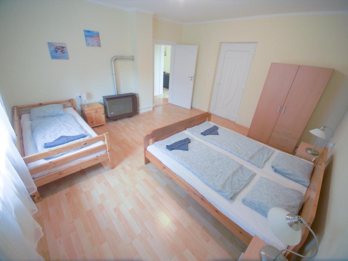 Estike Apartman Balatonlelle Kültér fotó