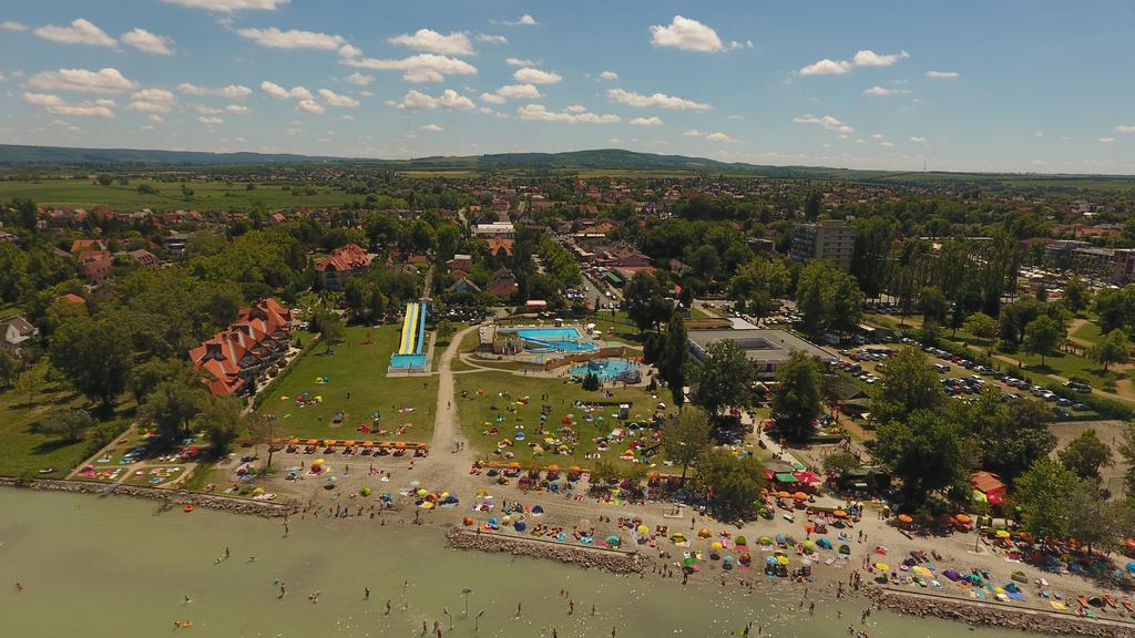 Estike Apartman Balatonlelle Kültér fotó